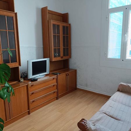 Piso Antiguo, Muebles Viejos, Muy Sencillo, Alquilado En Invierno A Estudiantes, Sin Ascensor, Cocina Antigua A Gas, Edificio Muy Antiguo Apartment A Coruña Exterior foto