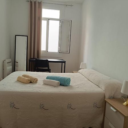 Piso Antiguo, Muebles Viejos, Muy Sencillo, Alquilado En Invierno A Estudiantes, Sin Ascensor, Cocina Antigua A Gas, Edificio Muy Antiguo Apartment A Coruña Exterior foto